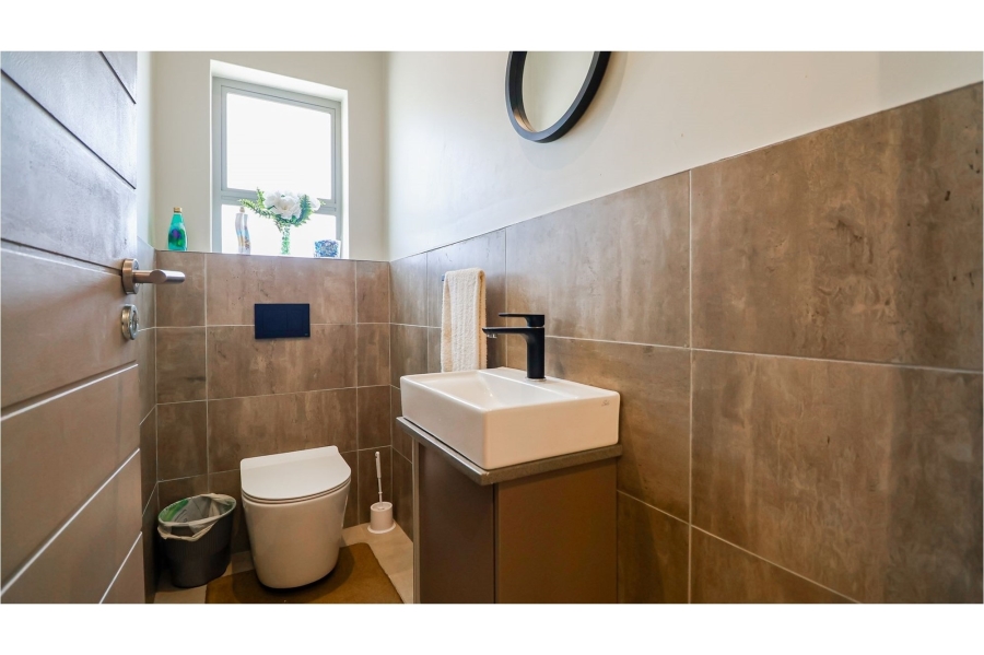 3 Bedroom Property for Sale in Paradise Coast Western Cape